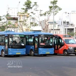 Ho Chi Minh-Ville envisage de généraliser la gratuité des bus afin de réduire la congestion et la pollution. Photo: VNA