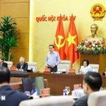 Le président de l'Assemblée nationale, Tran Thanh Man, prend la parole lors d'une réunion du Comité permanent de l'Assemblée nationale. Photo : VNA