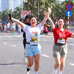 Le Marathon international de Da Nang 2026 a rassemblé plus de 8 550 coureurs issus de 75 pays et territoires. Photo: VNA