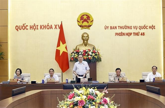 La 48ᵉ session du Comité permanent de l’Assemblée nationale (AN) a débuté dans la matinée du 11 août à Hanoï sous l’égide du président de l’AN Tran Thanh Man. Photo : VNA