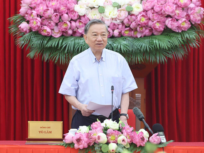 Le secrétaire général du Parti communiste du Vietnam (PCV), Tô Lâm, lors de la réunion. Photo : VNA