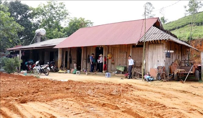 Phu Tho vise à éliminer les logements précaires avant la fin de l'année. Photo : VNA