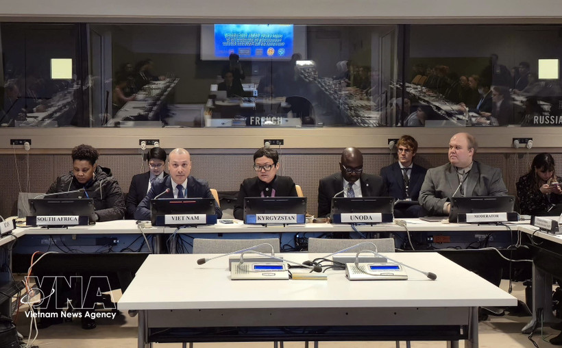 Nguyen Hoang Nguyen, chargé d’affaires a.i de la Mission permanente du Vietnam auprès de l’ONU, s'exprime lors de l'événement. Photo : VNA