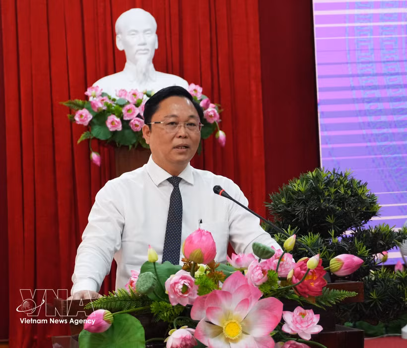Le Tri Thanh élu président du Comité populaire de Hue. Photo : VNA