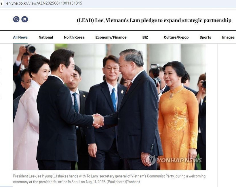 Article publié sur le site de l'agence de presse Yonhap le 11 août 2025 concernant la rencontre entre le secrétaire général To Lam et le président sud-coréen Lee Jae Myung. Photo : capture de l'écran
