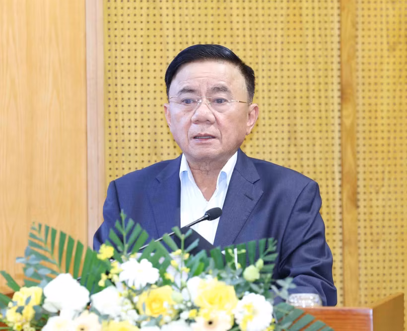 Le permanent du Secrétariat Trân Câm Tú. Photo : VNA