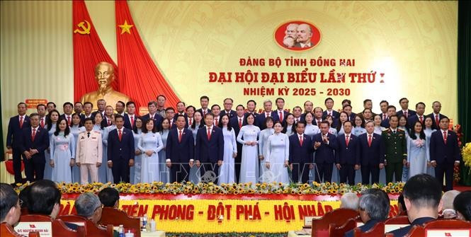Le Comité exécutif du Comité provincial du Parti de Dong Nai pour la période 2025-2030. Photo : VNA