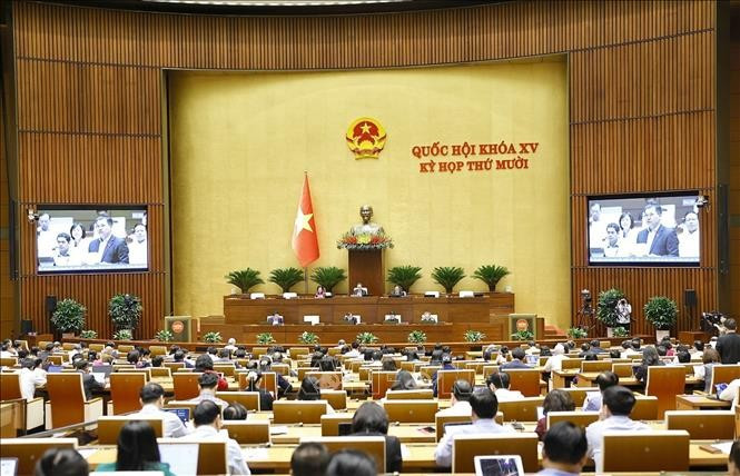 Panorama d'une séance de la 10e session de l'Assemblée nationale. Photo : VNA