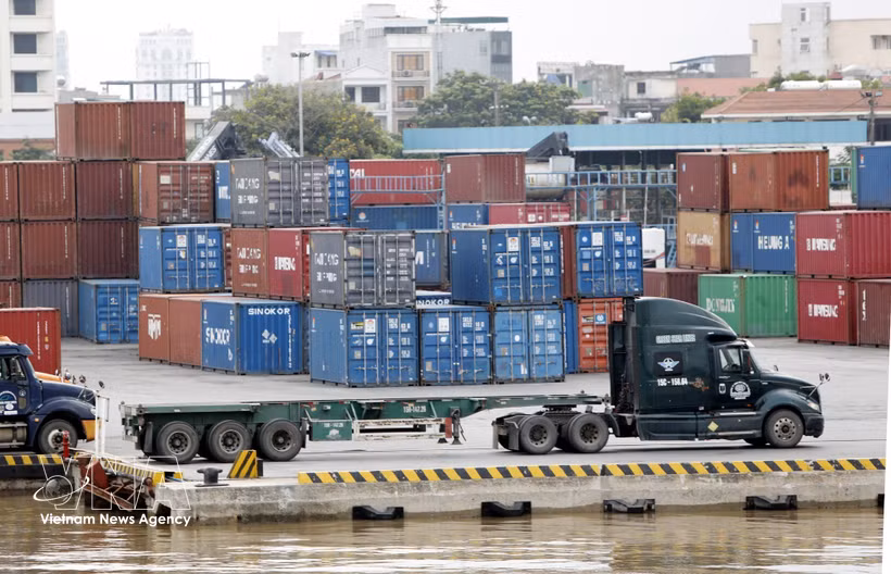 Les exportations constituent l'un des principaux moteurs de la croissance économique du Vietnam. Photo : VNA