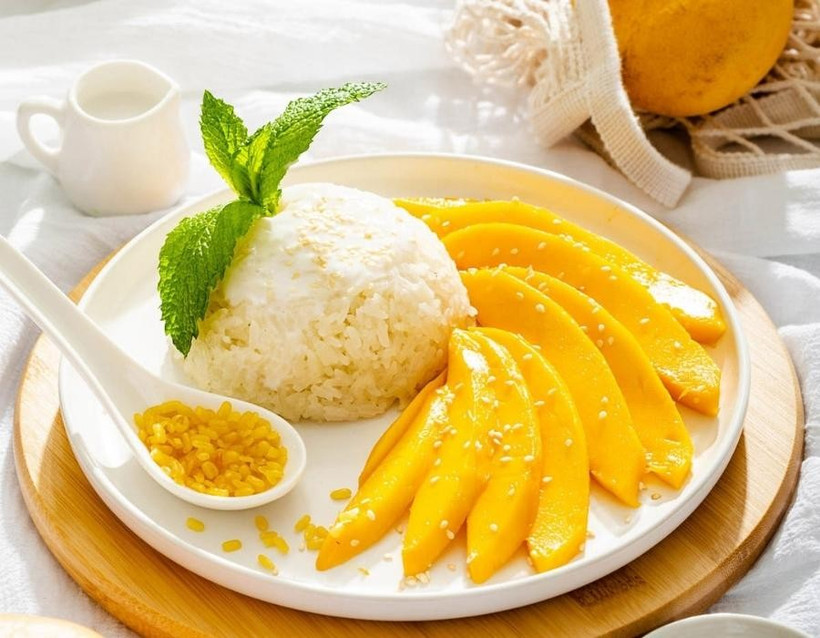 Le riz gluant à la mangue, une spécialité culinaire thaïlandaise très apprécié, Photo : internet