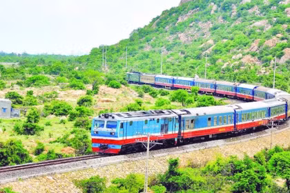 Le rail vietnamien accélère sa double transition : numérique et verte. Photo; nhandan.vn