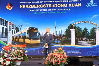 L’ambassadeur du Vietnam en Allemagne, Nguyên Dac Thanh, s'exprime lors de la cérémonie. Photo: VNA