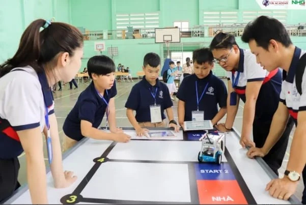 Le gouvernement renforcera les politiques d’investissement dans l’éducation STEM. Photo : www.sggp.org.vn
