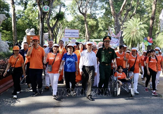 Marche solidaire « Pour les victimes de l’agent orange/dioxine 2025 ». Photo : VNA
