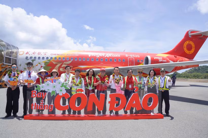 La compagnie aérienne Vietjet inaugure le 19 avril deux nouvelles liaisons directes reliant Hanoï et Hô Chi Minh-Ville vers l'île de Con Dao.