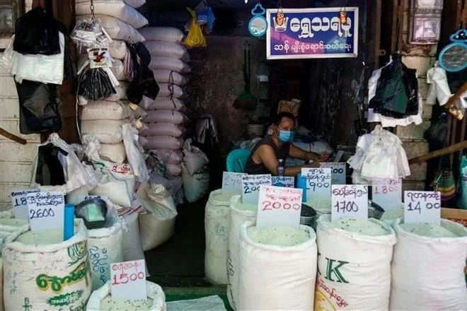 Un magasin de riz à Yangon, au Myanmar Photo d'illustration : AFP/VNA