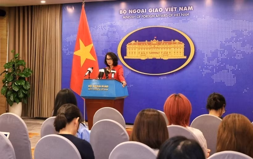 La porte-parole Pham Thu Hang. Photo : VNA