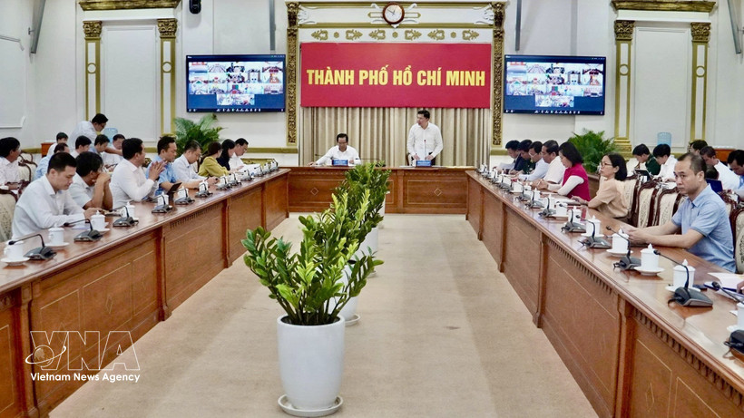 Les responsables des agences de Hô Chi Minh-Ville se sont réunis le 28 février 2026 pour préparer l'arrivée de l'équipe d'inspection de la Commission européenne. Photo : VNA