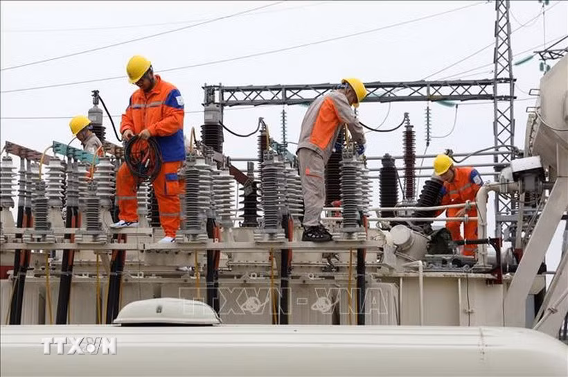 La province de Bac Ninh recense encore 29 442 clients privés d’électricité. Photo : VNA