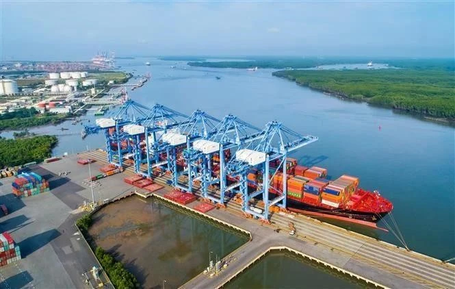 Le Vietnam a attiré plus de 4,33 milliards de dollars d'IDE en janvier. Photo: VNA