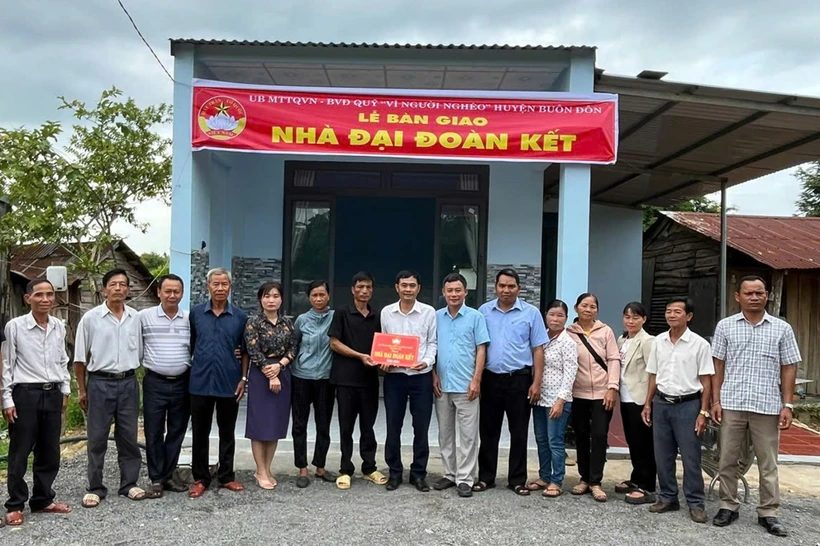 Une maison nouvellement construite pour une famille démunie à Buon Don, Dak Lak. Photo : VNA