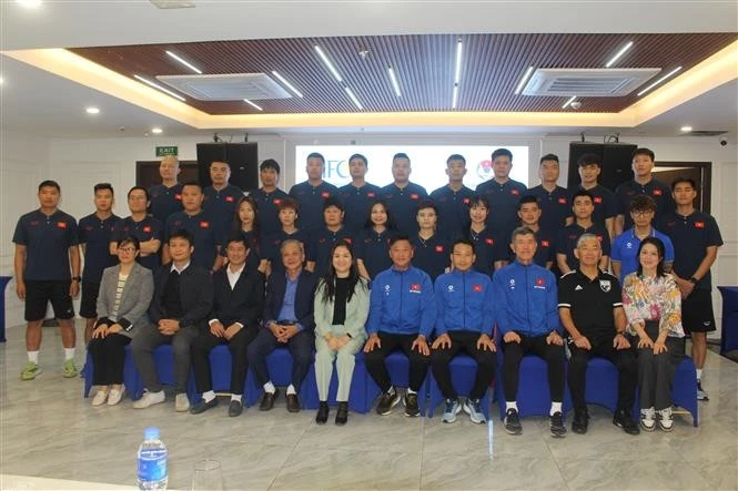 Ha Nam lance la formation d'entraîneur de football certifié C/AFC/VFF. Photo : VNA