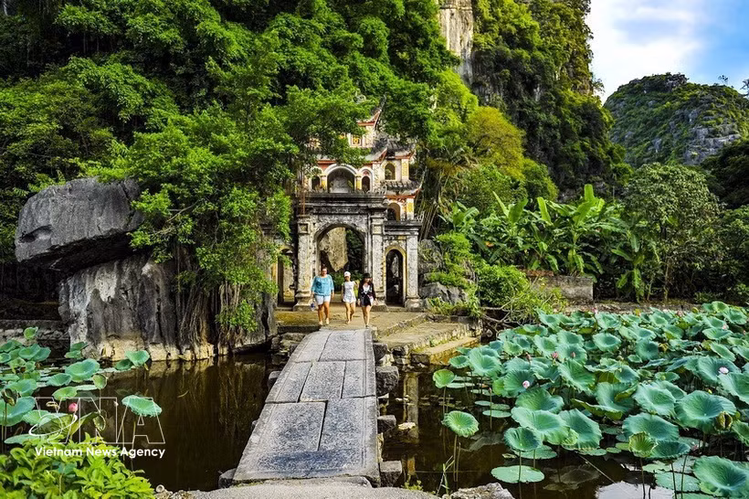 La pagode Bich Dong, un lieu apparu dans le clip Song From A Secret Garden – Secret Garden in Vietnam du groupe Secret Garden. Photo : VNA