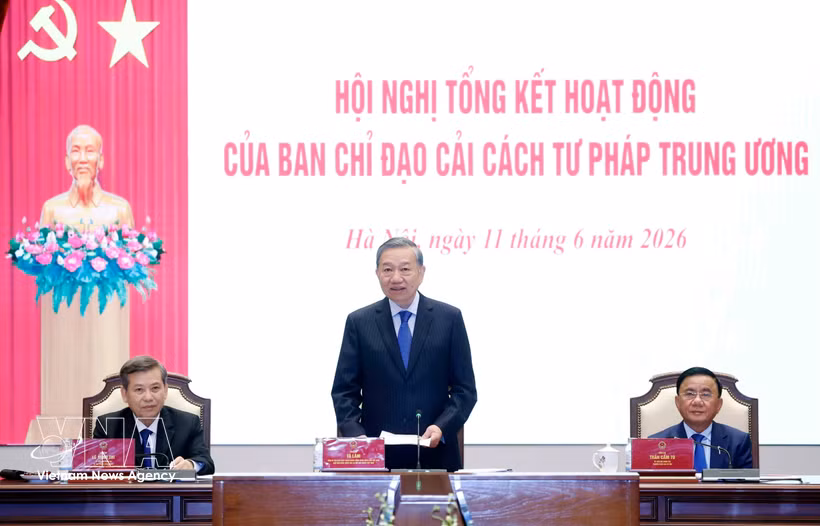 Le secrétaire général du Parti communiste et président vietnamien, To Lam, a présidé la conférence de bilan des activités du Comité central de pilotage de la réforme judiciaire.