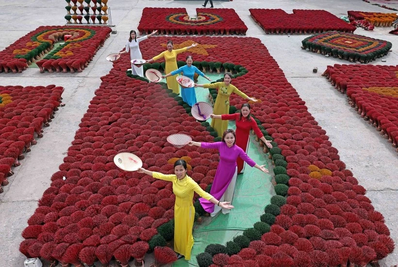 Quang Phu Câu, une destination touristique unique qui attire de nombreux visiteurs vietnamiens et internationaux. Photo : CVN/VNA