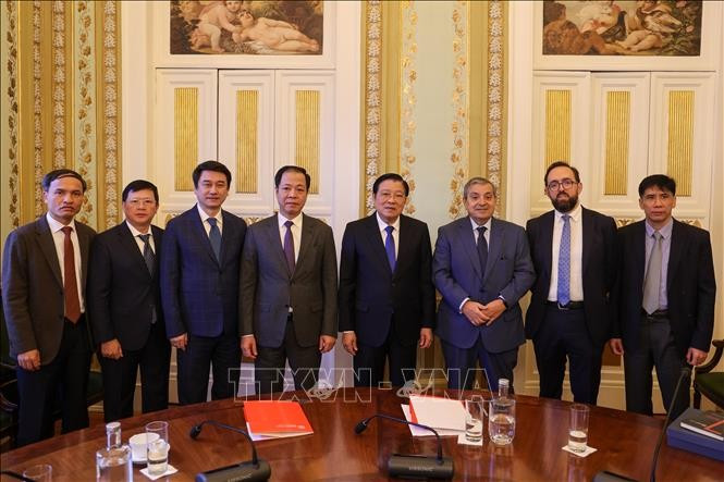 Phan Dinh Trac au ministère public du Portugal. Photo : baotintuc.vn