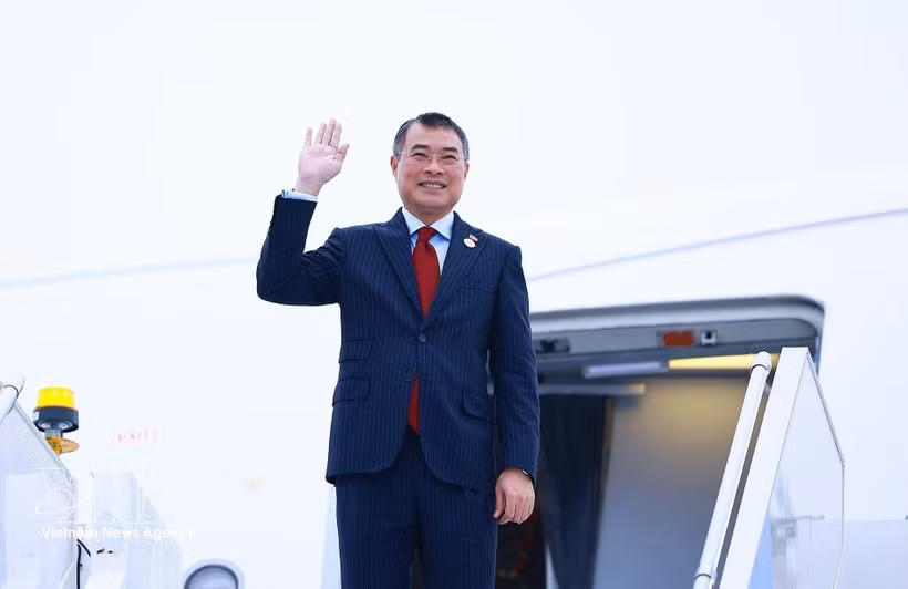 Le Premier ministre Le Minh Hung termine sa visite de travail en Russie. Photo : VNA