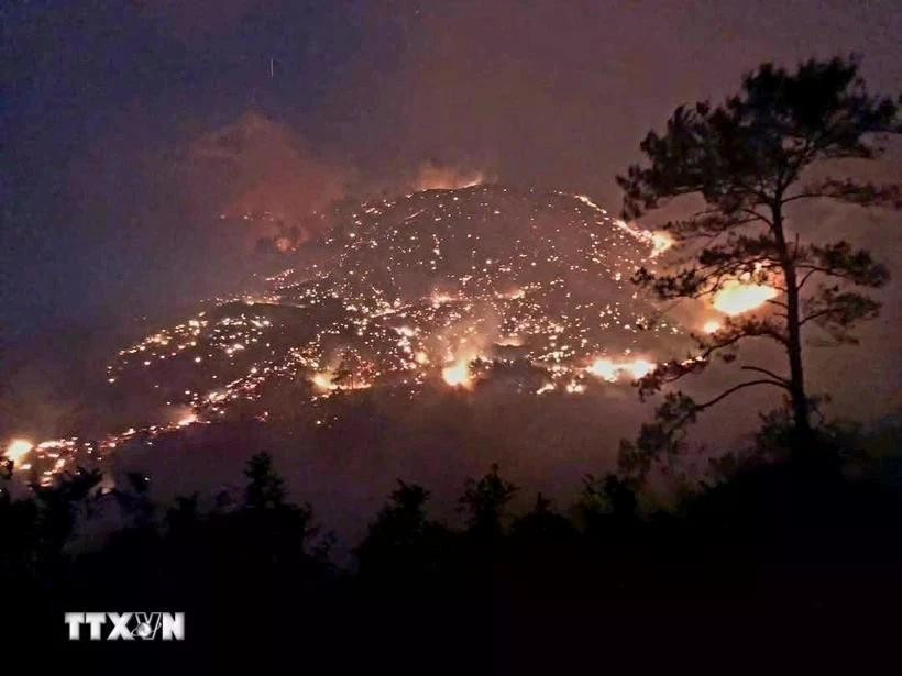 L'incendie se déclare dans le chef-lieu de Binh Lieu, district éponyme. Photo : VNA