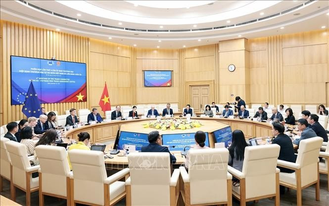 L’UE et le Vietnam créent un groupe de travail conjoint pour lever les barrières commerciales