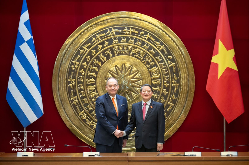 Le Vietnam et la Grèce renforcent leur coopération parlementaire et économique