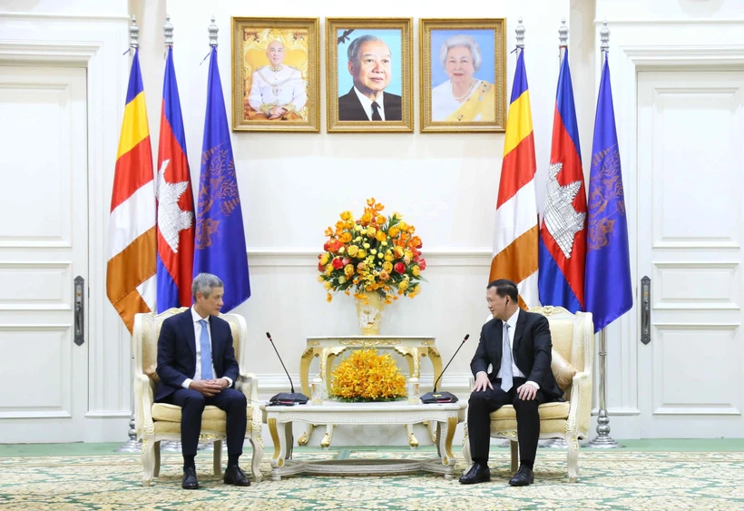 L'ambassadeur Nguyen Minh Vu commence son mandat par la rencontre de dirigeants cambodgiens à Phnom Penh. Photo : VNA