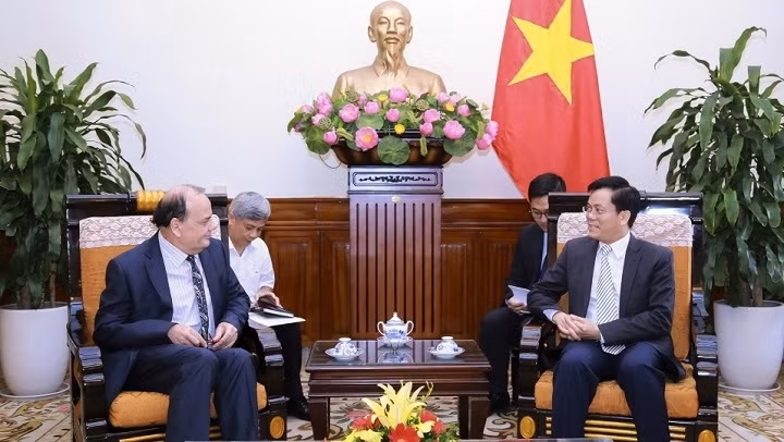 Le Chili s’engage à coopérer étroitement avec le Vietnam au sein de l’APEC ảnh 1