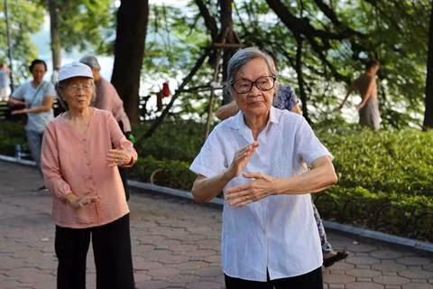 Ouvrir le marché du travail aux seniors ảnh 2