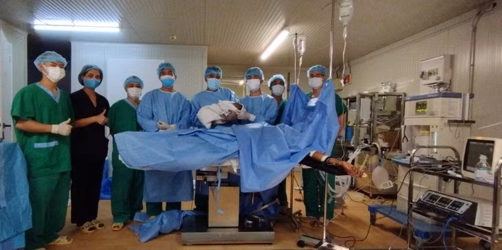 Une première petite fille née à l'hôpital de campagne du Vietnam au Soudan du Sud ảnh 1
