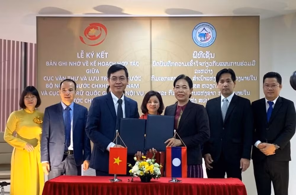 Vietnam et Laos renforcent leur coopération dans le domaine des archives ảnh 1