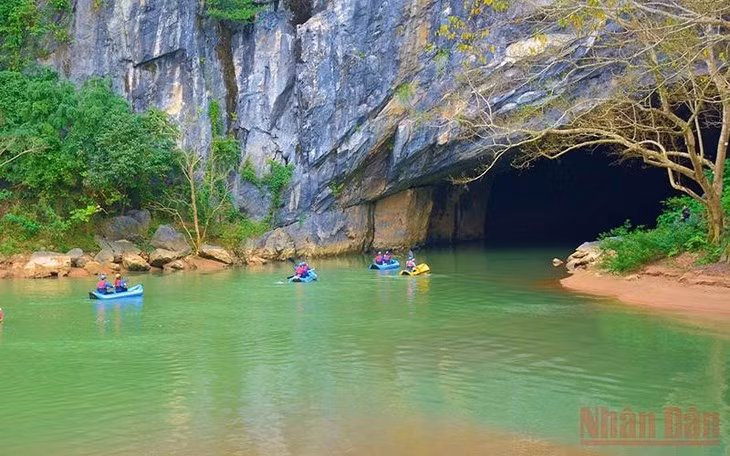 Quang Binh, la destination incontournable des amoureux des grottes ảnh 1 Quang Binh, la destination incontournable des amoureux des grottes ảnh 1