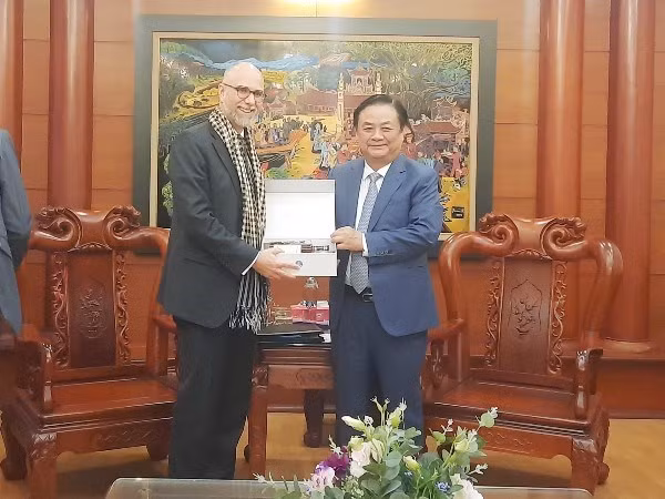 Le Vietnam et le Canada travaillent ensemble pour stimuler le commerce agricole ảnh 3