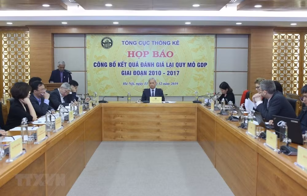 L’économie a augmenté de 1,3 billiard de dôngs après recalcul du PIB ảnh 1