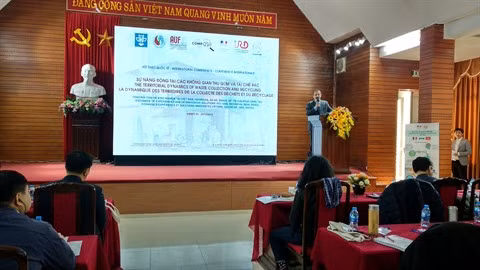 Conférence sur les déchets et le recyclage à Hanoï ảnh 1