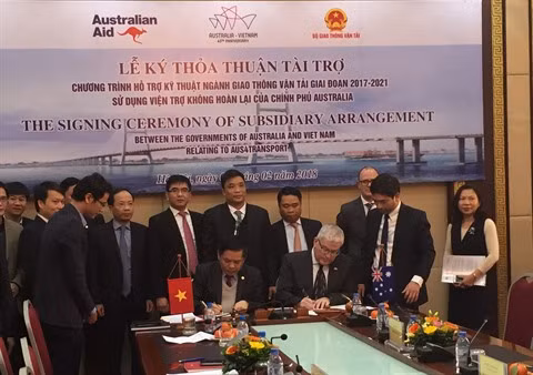 Communication : l’Australie continue d’épauler le Vietnam dans les infrastructures ảnh 1