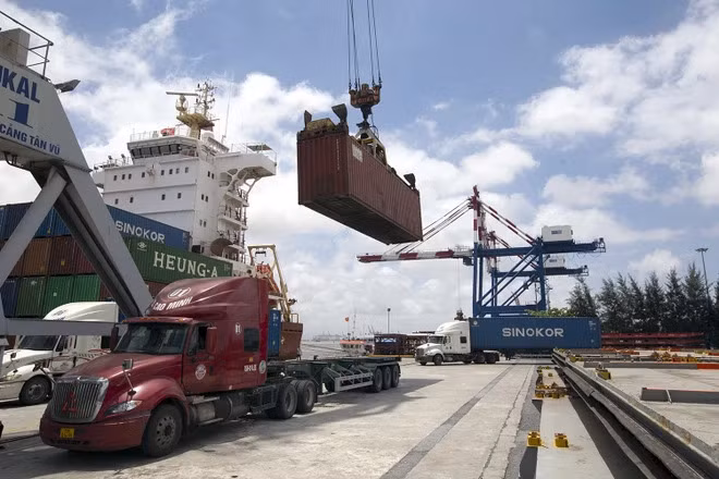 Croissance du montant des exportations de 5,3% au mois d’octobre 2023 ảnh 1 Croissance du montant des exportations de 5,3% au mois d’octobre 2023 ảnh 1