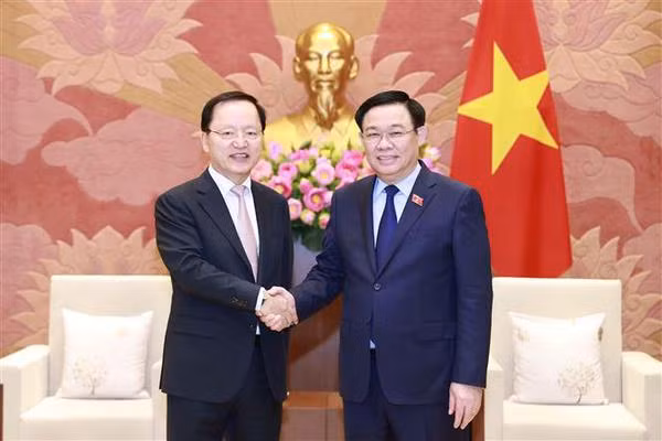 L'Assemblée nationale du Vietnam favorise les activités des entreprises sud-coréennes ảnh 1