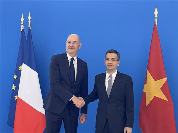 Le Vietnam et la France renforcent leur coopération financière ảnh 1