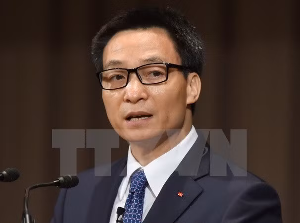 Le vice-Premier ministre Vu Duc Dam à un forum touristique au Myanmar ảnh 1
