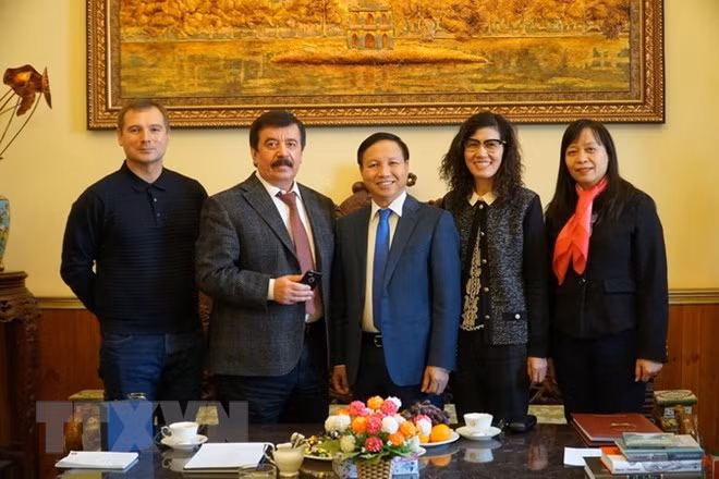 Le Vietnam et la Russie discutent d’opportunités dans l’éducation ảnh 1