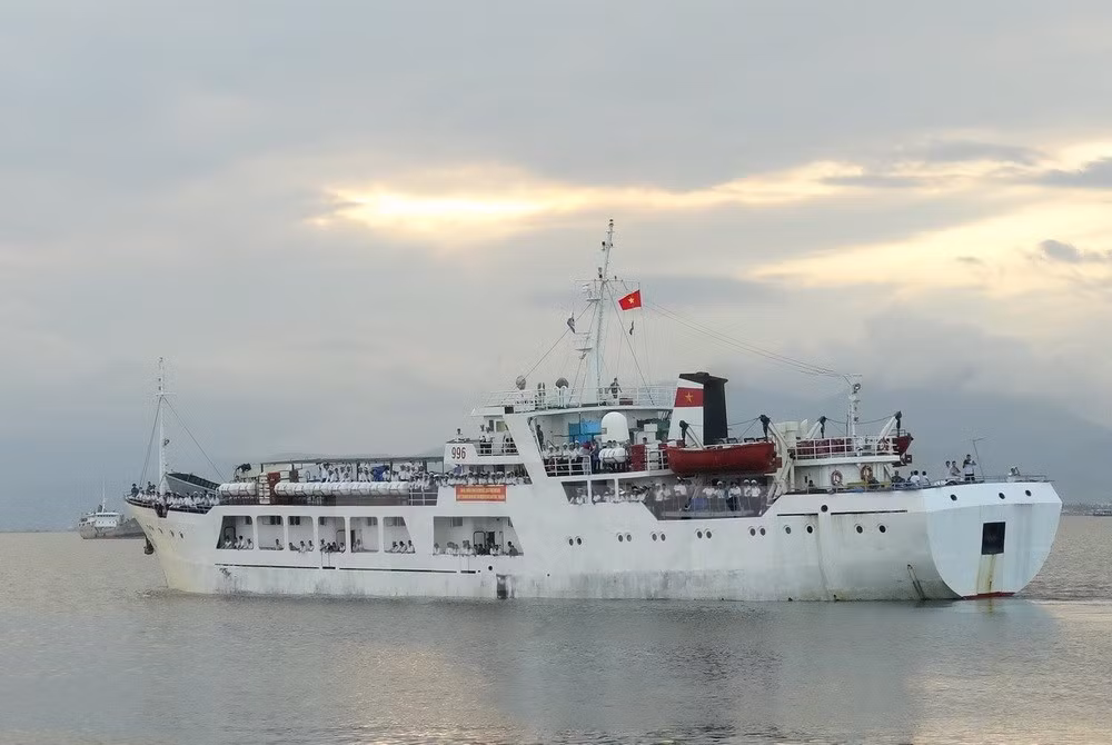 Tet traditionnel: des navires s'orientent vers Truong Sa ảnh 1 Tet traditionnel: des navires s'orientent vers Truong Sa ảnh 1